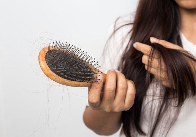 9 cách trị tóc thưa mỏng cho nam nữ Nguyên nhân và chăm sóc